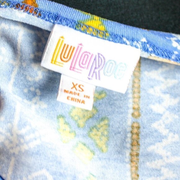 LuLaRoe Tunic Top Geometric Print Size XS - Picture 5 of 5